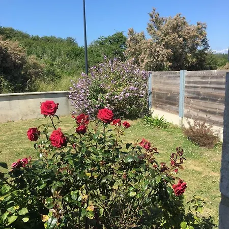 Le Petit Tot Holiday home